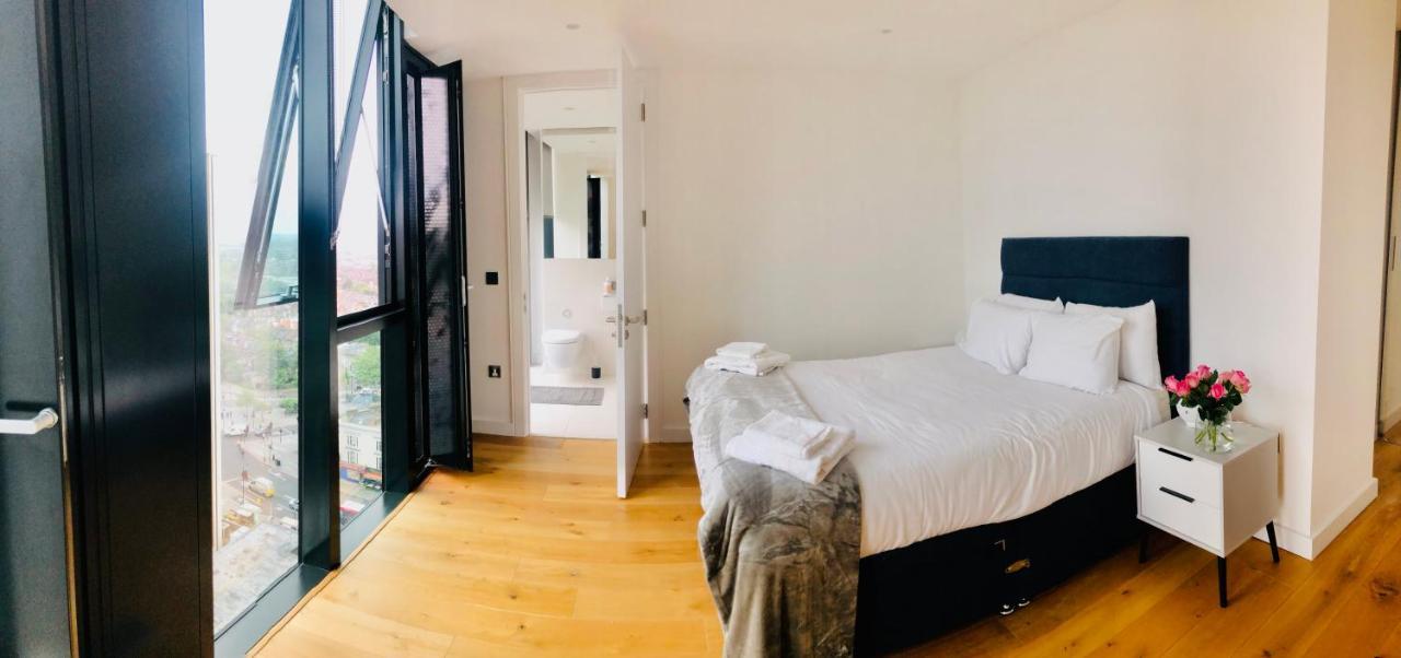 Luxury 2 Bedroom Apartment 20 Min From Central Лондон Экстерьер фото